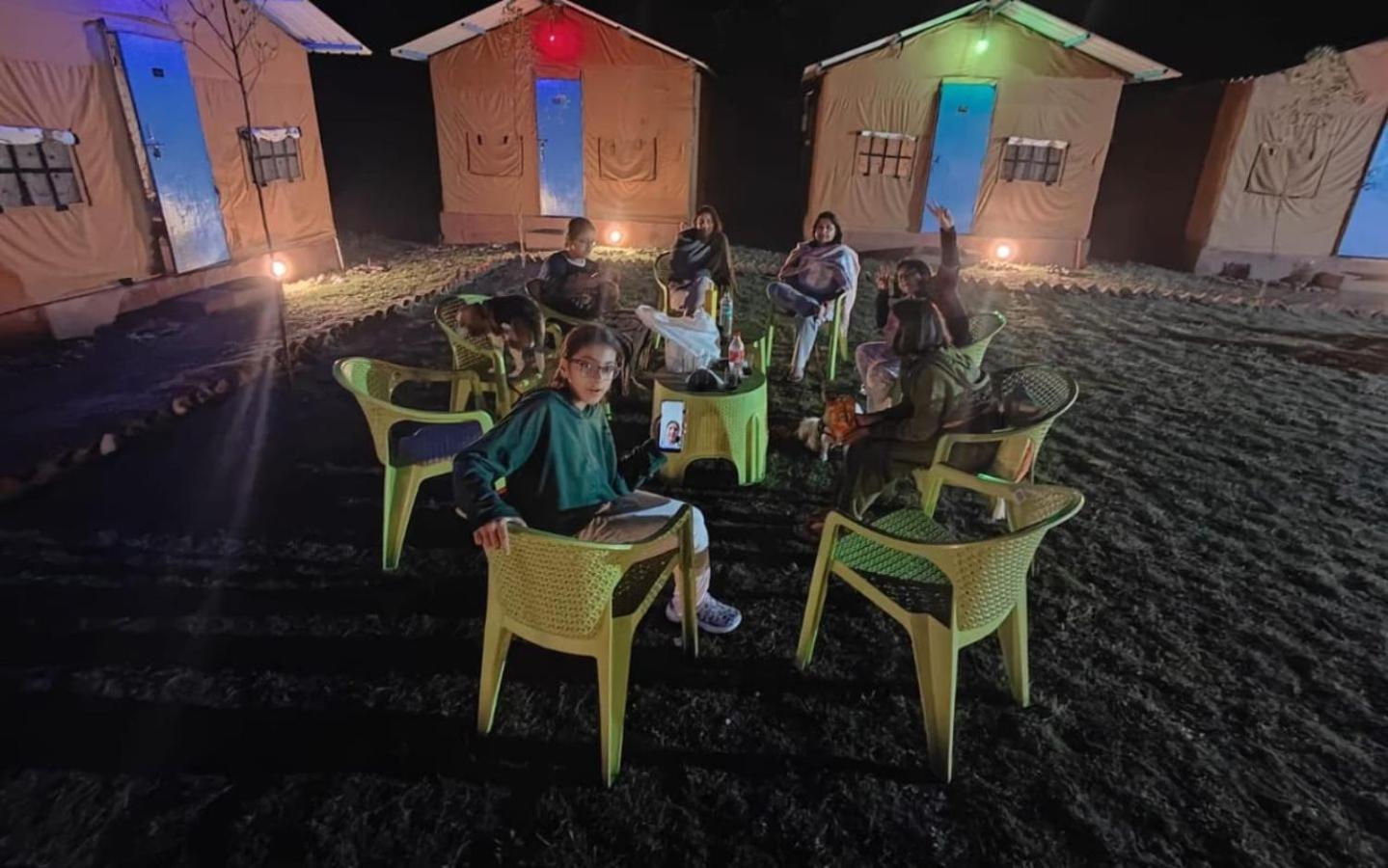 Riverside Glamping By Stayapart X Elephant Brook Bijni Eksteriør bilde